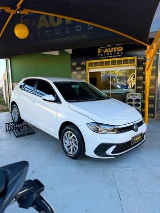 VOLKSWAGEN POLO 1.0 MPI MANUAL VOLKSWAGEN POLO 1.0 MPI MANUAL